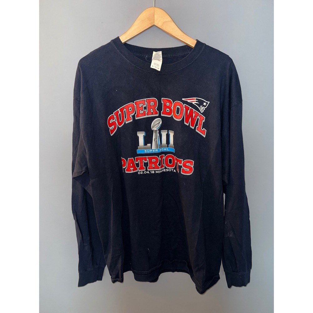 Gildan New England Patriots Super Bowl LII Long Sleeve Shirt Navy Blue XL